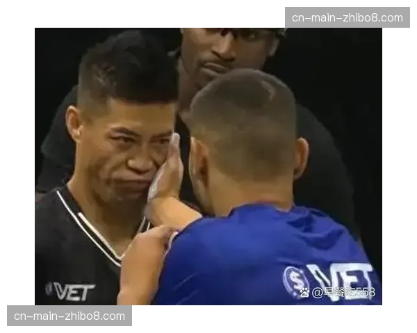 “伯爵”斯特林专访:降重至羽量级的心路历程与目标 “伯爵”斯特林专访:降重至羽量级的心路历程与目标