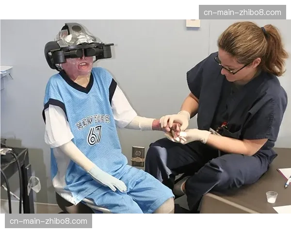 虚拟现实（VR）技术如何变革举重训练：从动作纠正到心理模拟